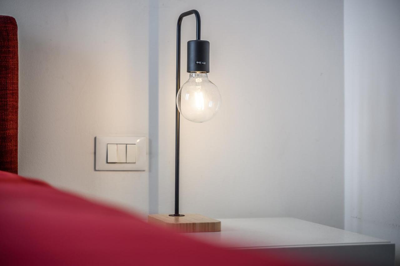 Apartament The Lantern Flat - Darsena Area Mediolan Zewnętrze zdjęcie